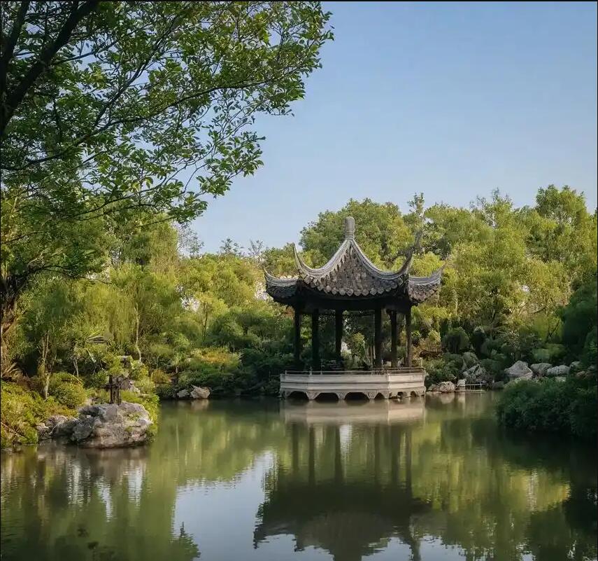 碾子山区罂粟土建有限公司